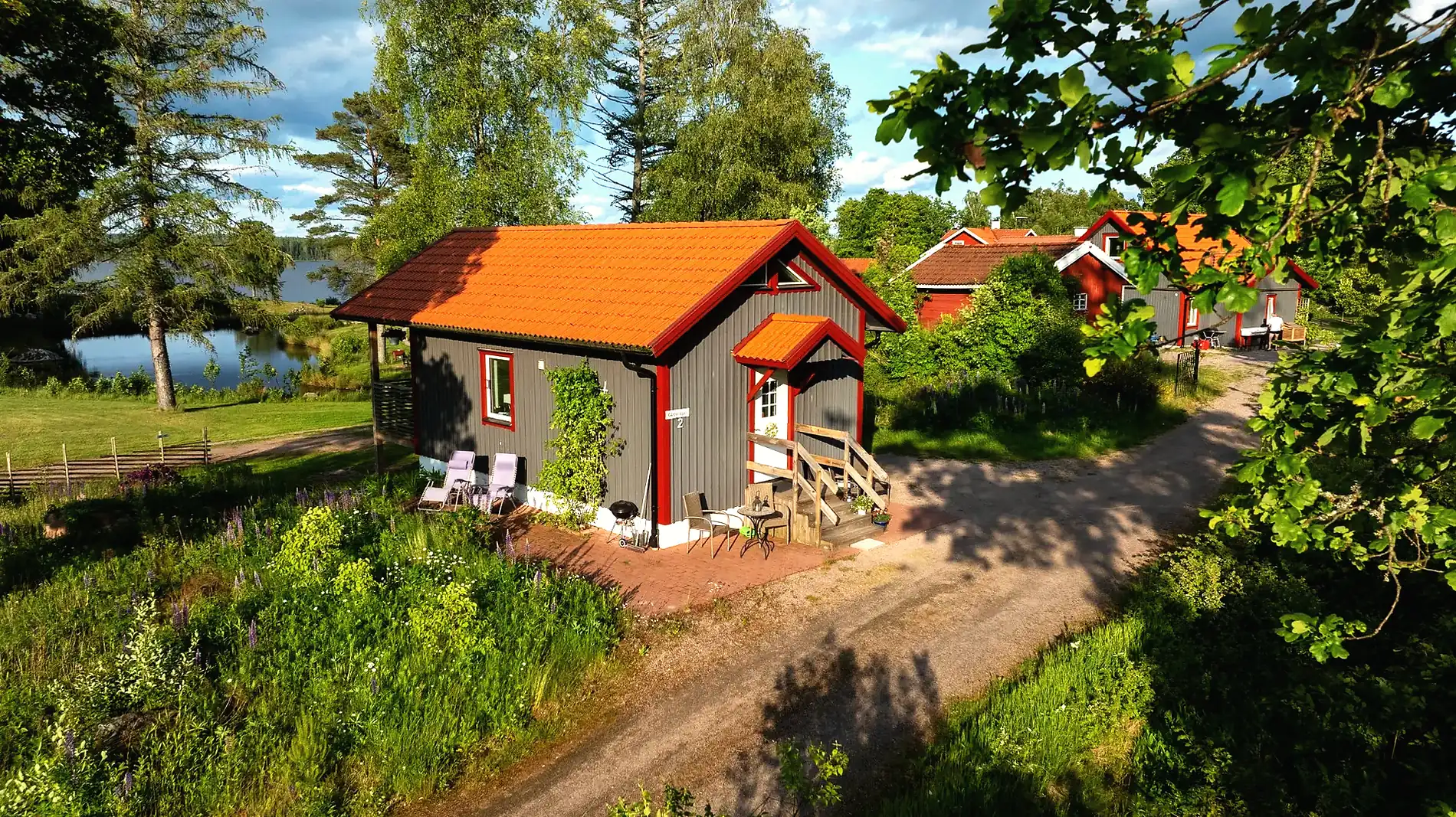Gårdsstugan från sidan - Joarsbo Gård