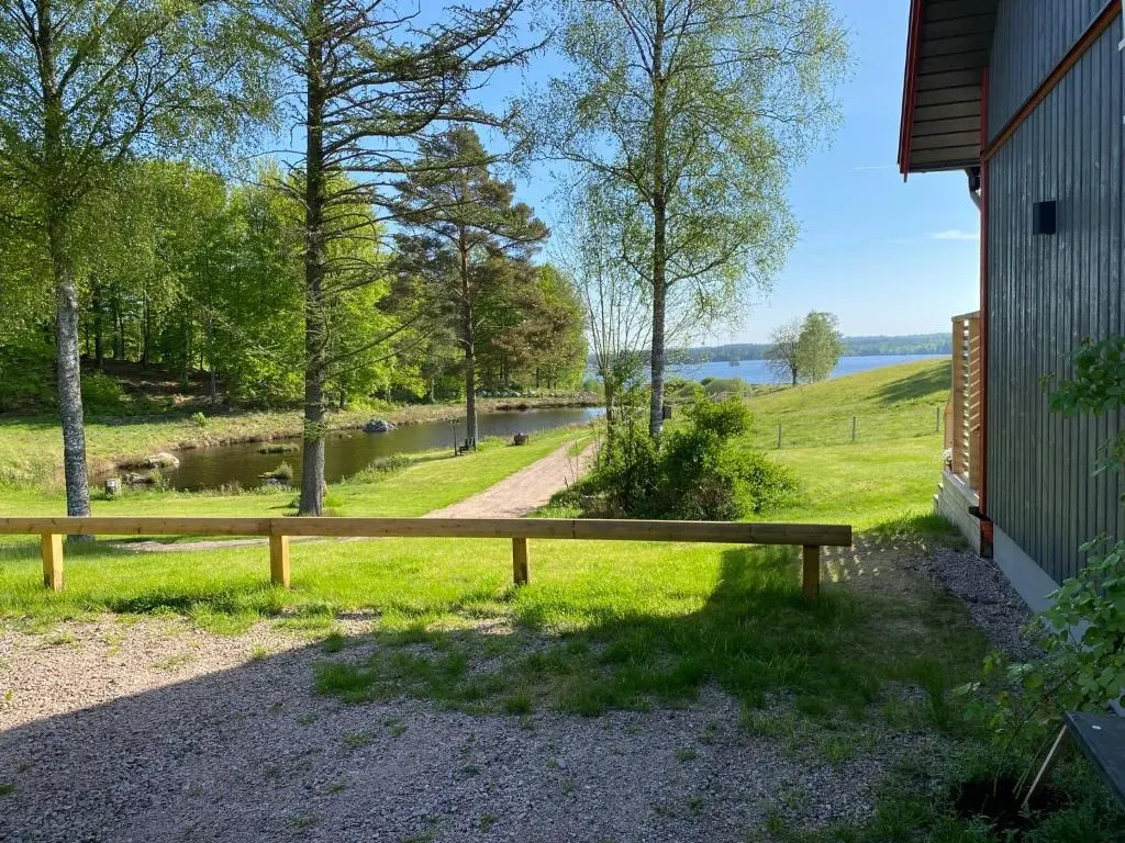 Vackert vid Klinten - Joarsbo Gård